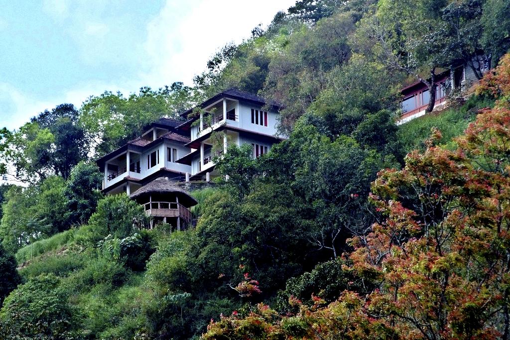 Blackberry Hills Retreat Resort And Spa Munnar